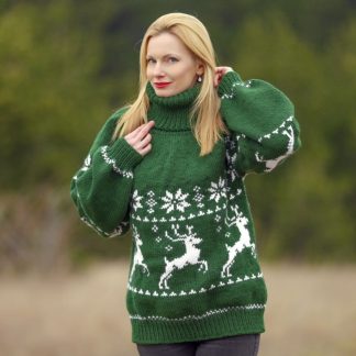 Green handmade Icelandic wool sweater with deer, ready to ship, size M-L